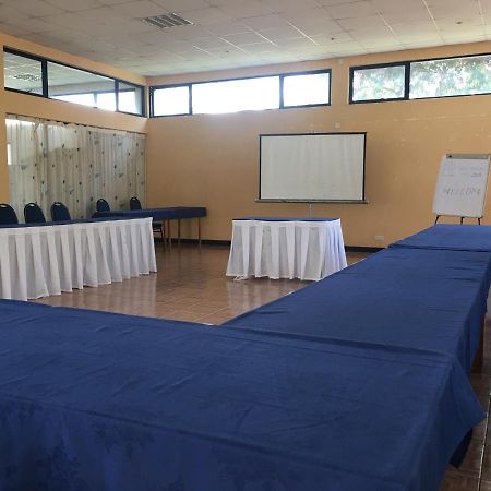 Hotel Hippo Buck Homa Bay Екстериор снимка